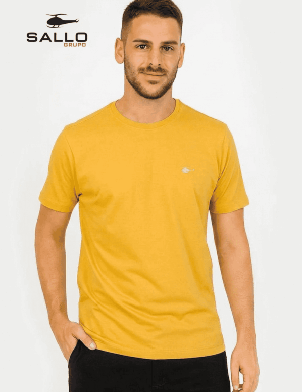 camisa básica Sallo gola O cor 344