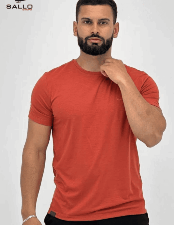 Camisa Básica Sallo Gola O Cor 395: Estilo e Conforto
